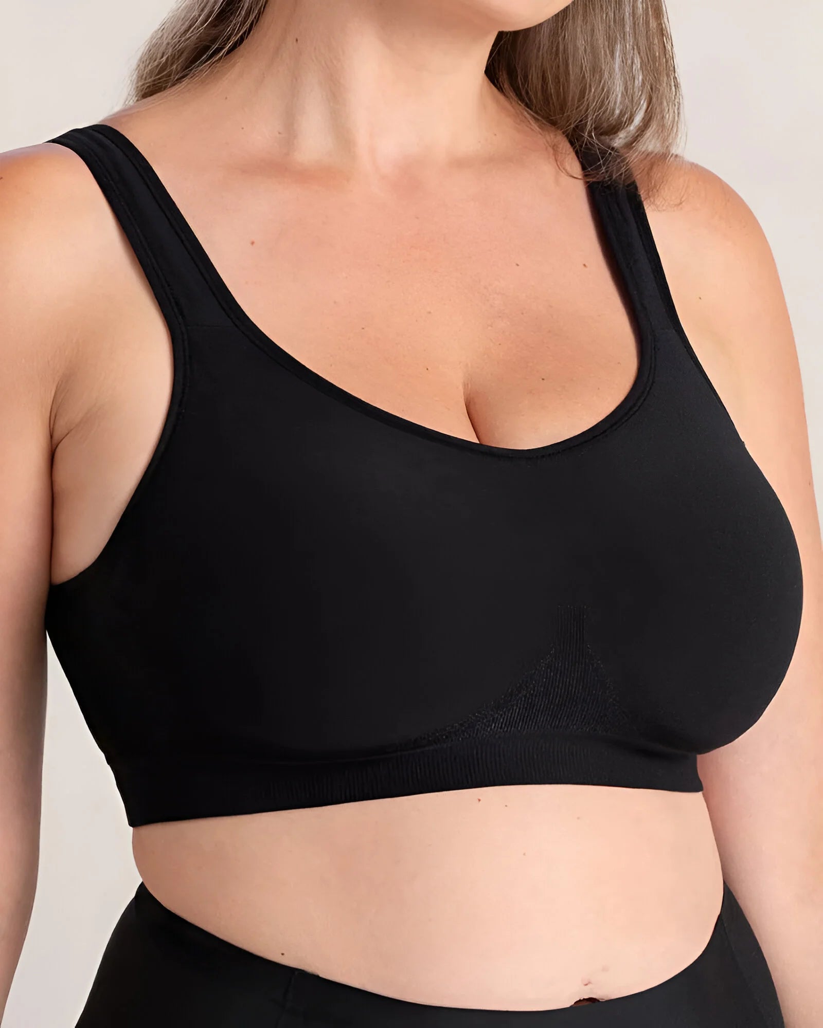 Adjustable Wire-Free Shaper Bra™